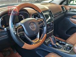 جیپ گراند شیرۆکی